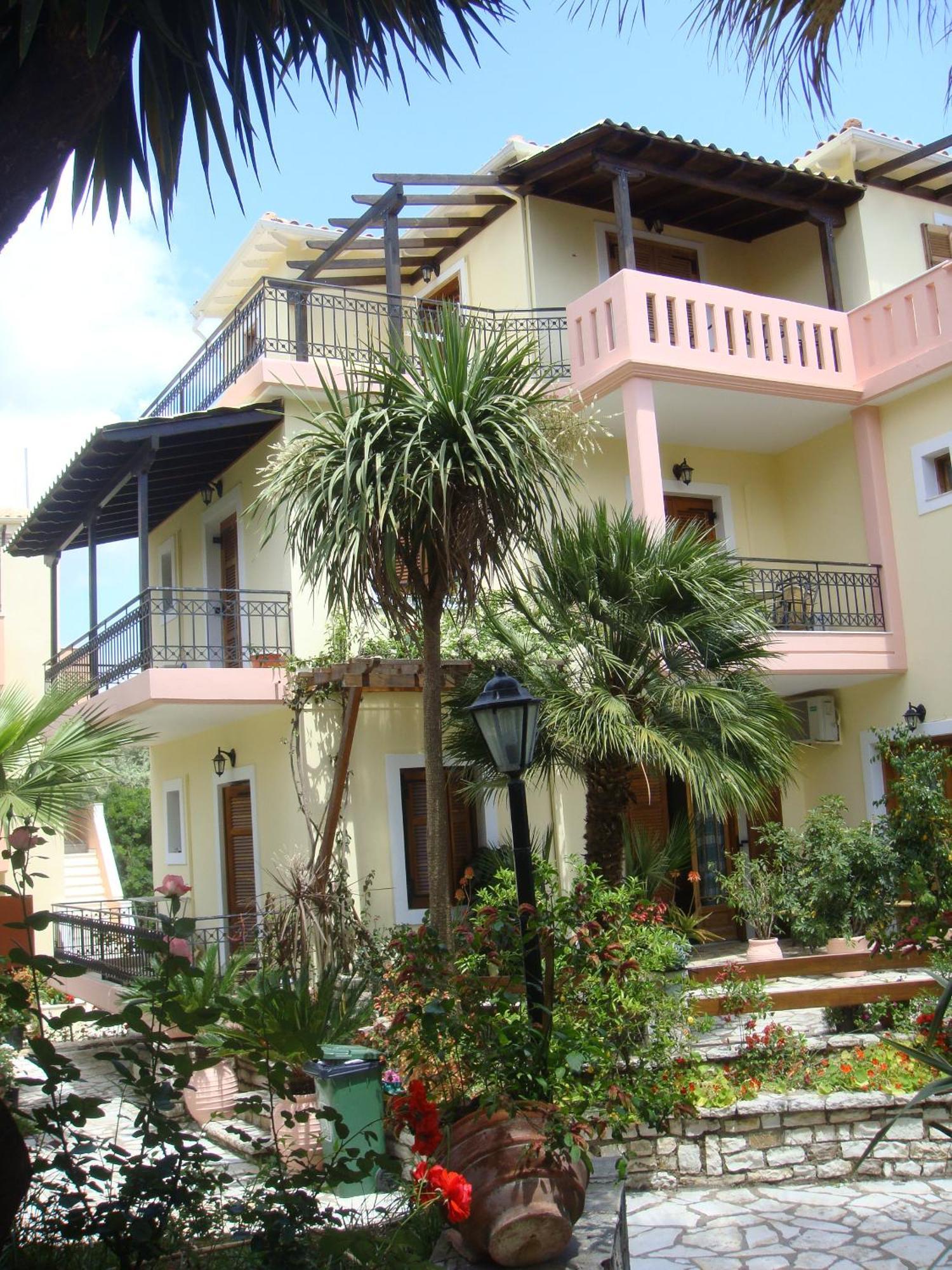 Philippos Hotel Apartments Nikiana Exterior foto